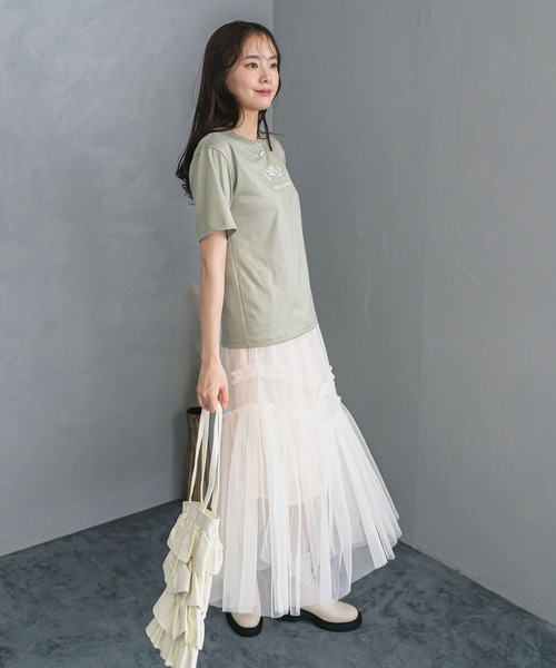 madrepadre(マドレパドレ)の「リーフデザイン 半袖 Tシャツ(Tシャツ/カットソー・レディース・ブラック/ホワイト/ベージュ/オリーブ・FREE)」の15枚目の写真