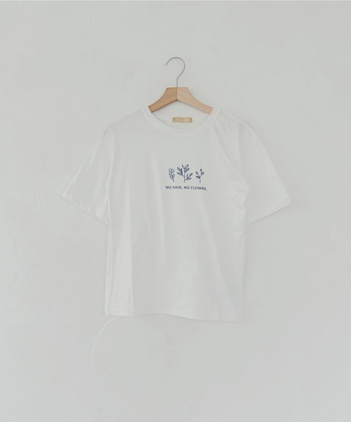 madrepadre(マドレパドレ)の「リーフデザイン 半袖 Tシャツ(Tシャツ/カットソー・レディース・ブラック/ホワイト/ベージュ/オリーブ・FREE)」の17枚目の写真