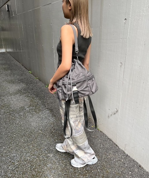 BLONDEY（ブロンディ）の「3WAYナイロンバッグ（ショルダーバッグ・レディース・ブラック/カーキ/チャコールグレー・FREE）」の20枚目の写真