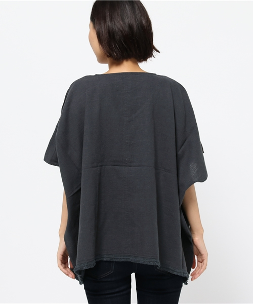 LBC(エルビーシー)の「リネンCRフリンジドルマンブラウス(シャツ/ブラウス・レディース・ダークグレー/ダークブルー・FREE)」の3枚目の写真