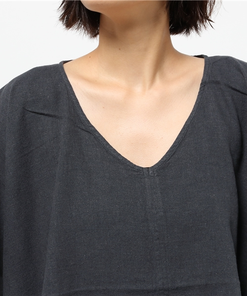 LBC(エルビーシー)の「リネンCRフリンジドルマンブラウス(シャツ/ブラウス・レディース・ダークグレー/ダークブルー・FREE)」の4枚目の写真