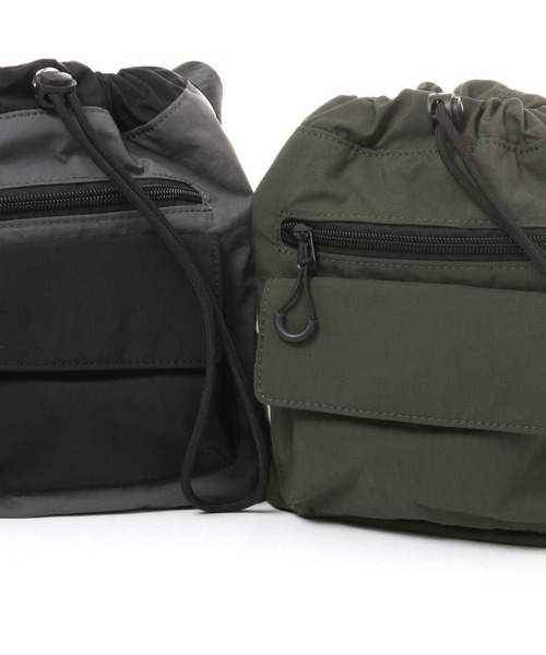 LAKOLE（ラコレ）の「ポケット巾着ショルダーバッグ / 132185