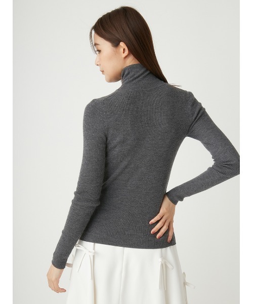 FRAY I.D（フレイアイディー）の「セミシアーウールシルクリブタートル