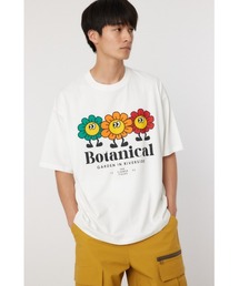 ボタニカルTシャツ
