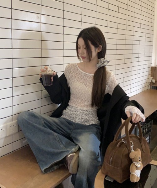 gossip!ロサンゼルス(ゴシップロサンゼルス)の「Y2K 前後2way レーシーシアートップス(Tシャツ/カットソー・レディース・ホワイト/ブラック・FREE)」の15枚目の写真