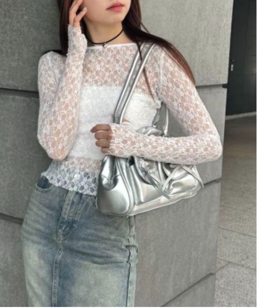 gossip!ロサンゼルス(ゴシップロサンゼルス)の「Y2K 前後2way レーシーシアートップス(Tシャツ/カットソー・レディース・ホワイト/ブラック・FREE)」の18枚目の写真