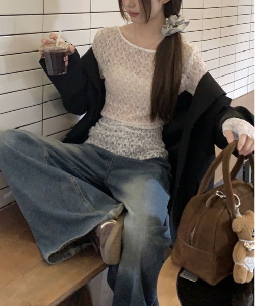 gossip!ロサンゼルス(ゴシップロサンゼルス)の「Y2K 前後2way レーシーシアートップス(Tシャツ/カットソー・レディース・ホワイト/ブラック・FREE)」の4枚目の写真