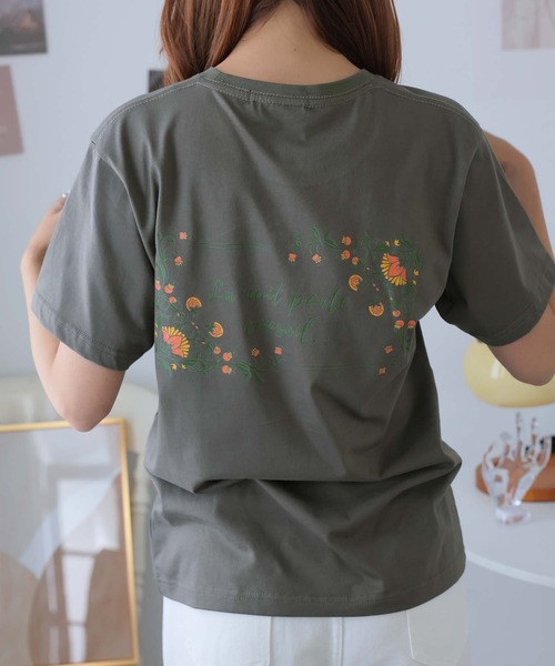 Girly Doll(ガーリードール)の「オリジナルプリントハート&フラワーTシャツ(Tシャツ/カットソー・レディース・ピンク/ベージュ/ダークグレー・F)」の6枚目の写真