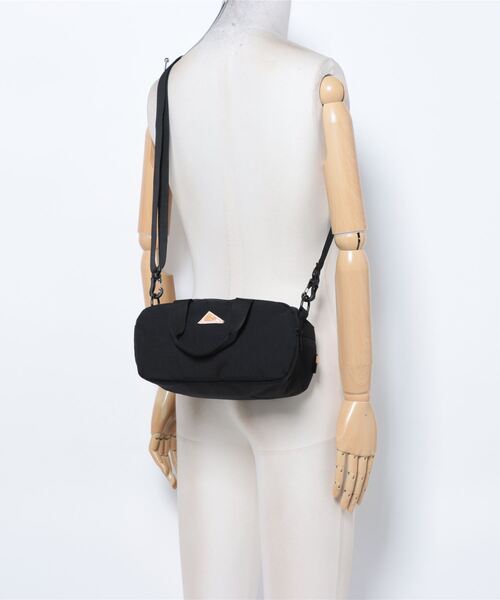 KELTY(ケルティ)の「500mlペットボトルが入る【KELTY】ショルダーバック / MINI HOLIDAY DUFFEL(ショルダーバッグ・レディース・その他4/グレー系その他/ブラウン系その他/レオパード/マスタード/その他3/その他1/ネイビー/モカ/セージグリーン/タン/その他2/オリーブ/ブラック・FREE)」の22枚目の写真