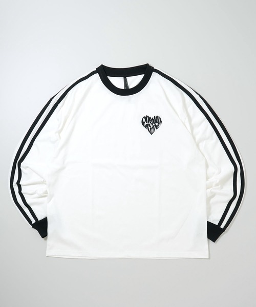 Anytime Songs（エニータイムソングス）の「oversize sleeve line ringer long sleeve T-shirt/オーバーサイズ 袖ライン フロント刺繍 リンガー ロングスリーブTシャツ（Tシャツ/カットソー・メンズ・ホワイト/ブラック系その他/ブラック/ホワイト系その他・S/M/L/XL）」の2枚目の写真