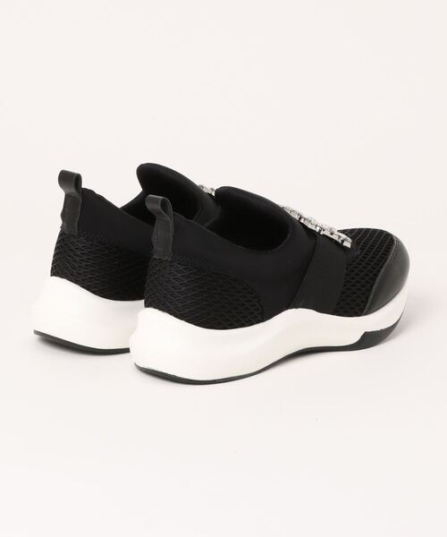 tocco closet(トッコ クローゼット)の「ビジューストーン付きスニーカー(スニーカー・レディース・ブラック・LL/L)」の2枚目の写真
