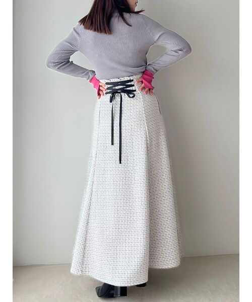 MERCURYDUO（マーキュリーデュオ）の「バイカラーレイヤード風リブニット（ニット/セーター・レディース・グレー/オフホワイト/チャコールグレー・FREE）」の13枚目の写真