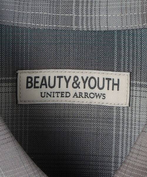 BEAUTY&YOUTH UNITED ARROWS（ビューティーアンドユースユナイテッドアローズ）の「尾州 チェック レギュラーフォルム テーパード シャツ -MADE IN JAPAN-（シャツ/ブラウス・メンズ・ライトグレー/ネイビー・M/L/XL/S）」の5枚目の写真