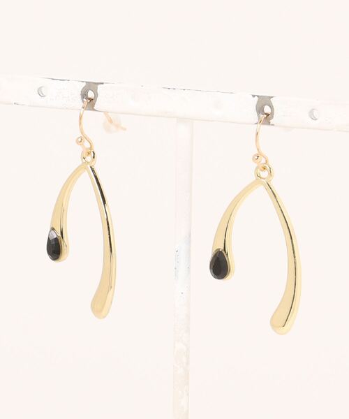 tone(トーン)の「【lea.acc*maamee*】デザインチャームピアス(ピアス(両耳用)・レディース・クリア/ブラック・FREE)」の2枚目の写真