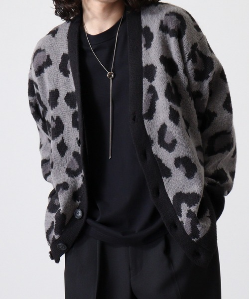 FUNALIVE(ファンアライブ)の「WS select 起毛 レオパード柄オーバーサイズカーディガン(カーディガン/ボレロ・メンズ・グレー/グレイッシュベージュ/ダークブルー/マスタード・M/L)」の6枚目の写真