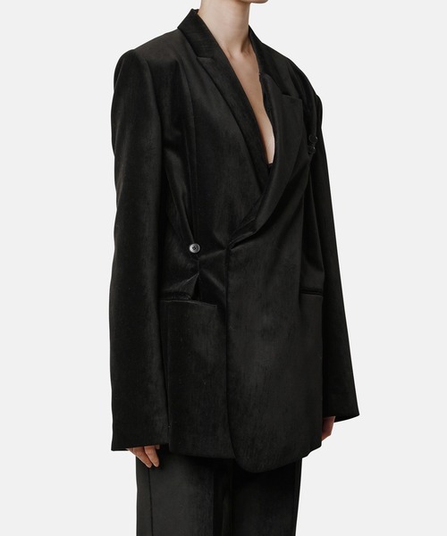 iRENE(アイレネ)の「アシンメトリカルクラシックジャケット / Asymmetrical Classic Jacket(テーラードジャケット・レディース・ブラック・36)」の6枚目の写真