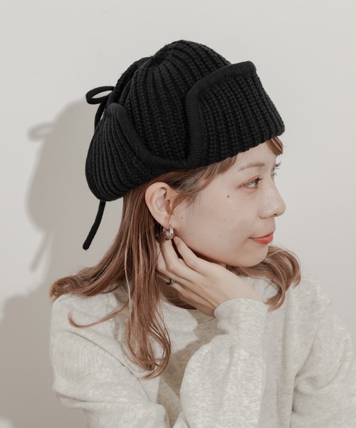 SMELLY(スメリー)の「リブニットフライトキャップ(ニットキャップ/ビーニー・レディース・チャコールグレー/グレー/ベージュ/モカ・-)」の2枚目の写真