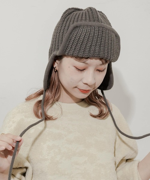 SMELLY(スメリー)の「リブニットフライトキャップ(ニットキャップ/ビーニー・レディース・チャコールグレー/グレー/ベージュ/モカ・-)」の3枚目の写真