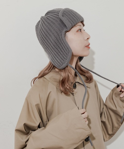 SMELLY(スメリー)の「リブニットフライトキャップ(ニットキャップ/ビーニー・レディース・チャコールグレー/グレー/ベージュ/モカ・-)」の12枚目の写真