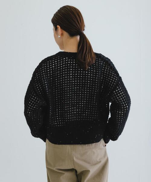 URBAN RESEARCH(アーバンリサーチ)の「スパンコールメッシュニットカーディガン(カーディガン/ボレロ・レディース・グレー/ブラック・FREE)」の7枚目の写真