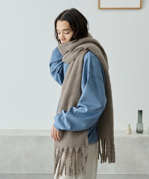 グレー フリンジ付きマフラー WILD HUNCH グレー ニットマフラー フリンジ付き - メルカリ