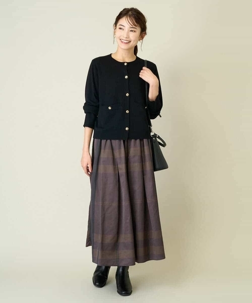 a.v.v(アーヴェヴェ)の「ミラノリブニットカーディガン(カーディガン/ボレロ・レディース・アイボリー/ブラック・40/38/36/42/34)」の13枚目の写真