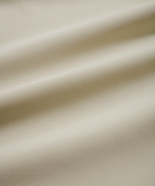 Jayro（ジャイロ）の「【360度ストレッチ】セットアップ対応ペプラムブラウス（シャツ/ブラウス・レディース・ブラック/ネイビー/ベージュ・L/M/S）」の11枚目の写真