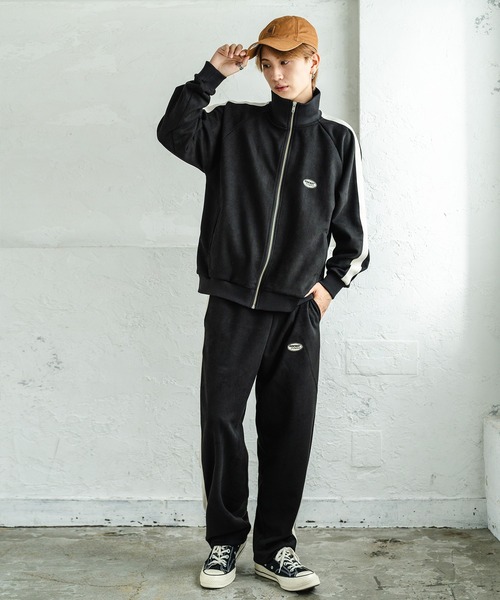 SIDEWAY STANCE(サイドウェイスタンス)の「【SIDEWAY STANCE】オーバルロゴ ワンポイント刺しゅう スエード ラインパンツ(スウェットパンツ・メンズ・ベージュ/ブラック/ブルー・SMALL/MEDIUM/LARGE)」の8枚目の写真