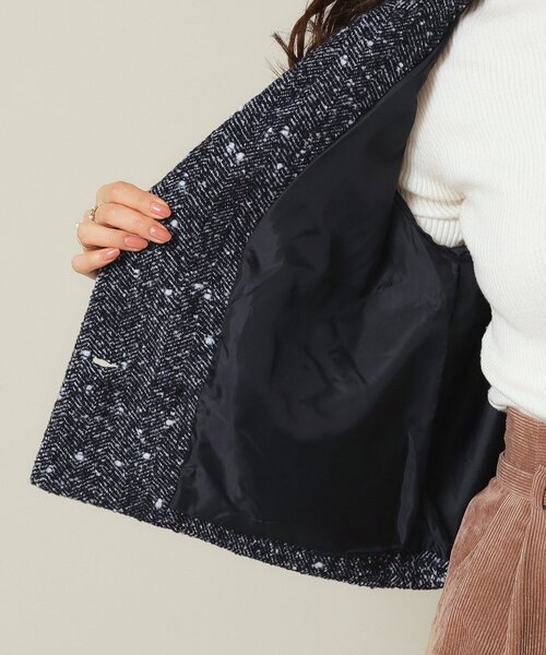 ITS'DEMO（イッツデモ）の「◆【手洗い可】ツイードショートコート（チェスターコート・レディース・ネイビー系3/ブラック系3・00）」の19枚目の写真