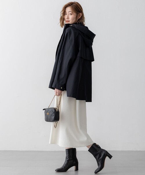 23区(ニジュウサンク)の「【VERY3月号掲載/撥水加工】ライトツイル フーディーアウター(その他アウター・レディース・カーキ系/ベージュ系/ネイビー系・38/36)」の12枚目の写真