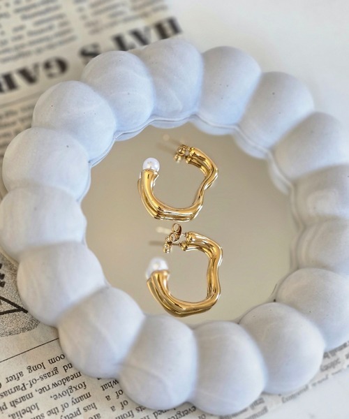 Rechic（リシック）の「変形パールピアス（ピアス（両耳用）・レディース・シルバー/ゴールド・FREE）」の6枚目の写真