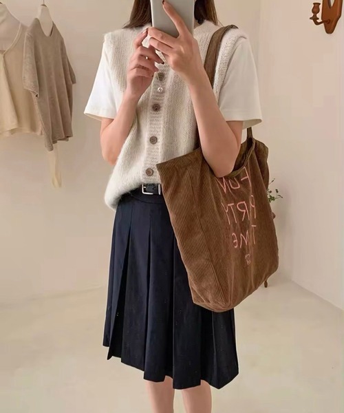 Port（ポート）の「【 Port / ポート 】  ロゴ刺繍 コーデュロイ トートバッグ #（トートバッグ・レディース・ホワイト/ブラウン/レッド/パープル/イエロー/ライトブルー・FREE）」の3枚目の写真