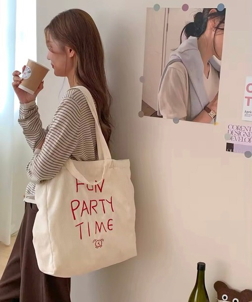 Port（ポート）の「【 Port / ポート 】  ロゴ刺繍 コーデュロイ トートバッグ #（トートバッグ・レディース・ホワイト/ブラウン/レッド/パープル/イエロー/ライトブルー・FREE）」の2枚目の写真