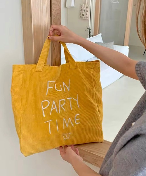 Port（ポート）の「【 Port / ポート 】  ロゴ刺繍 コーデュロイ トートバッグ #（トートバッグ・レディース・ホワイト/ブラウン/レッド/パープル/イエロー/ライトブルー・FREE）」の16枚目の写真