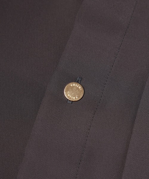 CULLNI(クルニ)の「Dry Double Satin Asymmetrical Long Sleeve Shirt(シャツ/ブラウス・メンズ・チャコール/グリーン/オフホワイト/ブラック・1/2/0)」の21枚目の写真