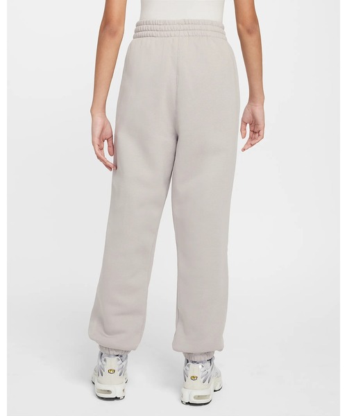 NIKE（ナイキ）の「《NIKEアパレル》YTHガールズNSWクラブフリースOVRSZD（スウェットパンツ・キッズ・ブラック/グレー/ライトブルー/ライトインディゴブルー・160/150/140/130）」の6枚目の写真