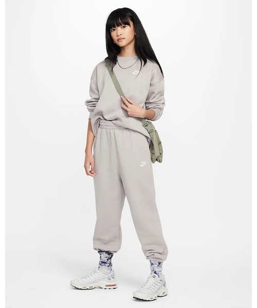 NIKE（ナイキ）の「《NIKEアパレル》YTHガールズNSWクラブフリースOVRSZD（スウェットパンツ・キッズ・ブラック/グレー/ライトブルー/ライトインディゴブルー・160/150/140/130）」の11枚目の写真