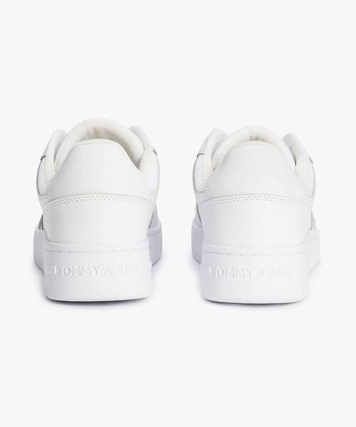 tommy jeans(トミー ジーンズ)の「レトロバスケットエッセンシャルスニーカー(スニーカー・レディース・ホワイト・23cm/24.5cm/23.5cm/24cm)」の5枚目の写真