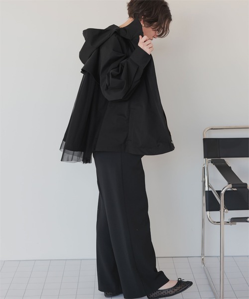 titivate（ティティベイト）の「バックチュールペプラムマウンテンパーカー（マウンテンパーカー・レディース・アイボリー/ブラック・M）」の4枚目の写真