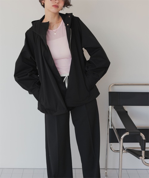 titivate（ティティベイト）の「バックチュールペプラムマウンテンパーカー（マウンテンパーカー・レディース・アイボリー/ブラック・M）」の7枚目の写真