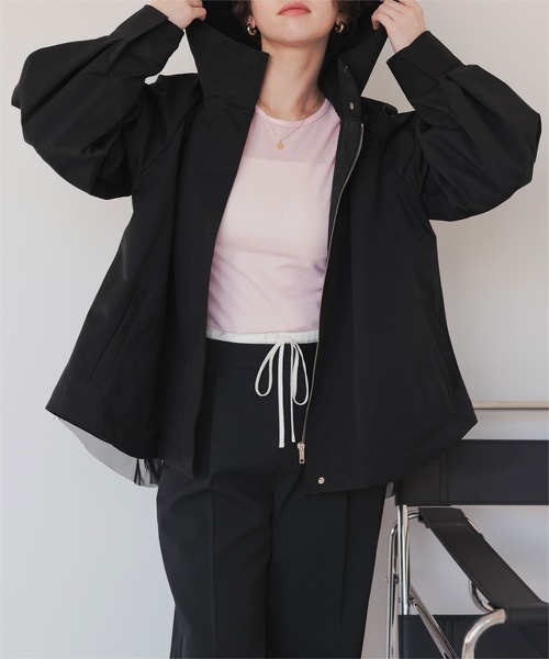 titivate（ティティベイト）の「バックチュールペプラムマウンテンパーカー（マウンテンパーカー・レディース・アイボリー/ブラック・M）」の8枚目の写真