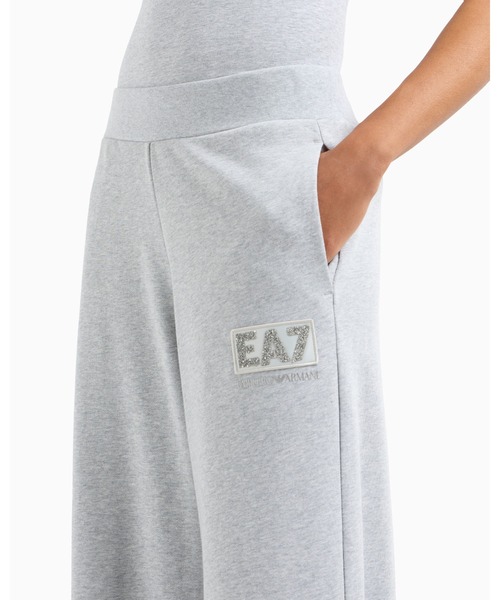 EMPORIO ARMANI EA7（エンポリオアルマーニイーエーセブン）の「【エンポリオ アルマーニ EA7】Logo Series パンツ コットン混紡（スウェットパンツ・レディース・ライトグレー・LARGE/MEDIUM/SMALL/X-SMALL）」の3枚目の写真