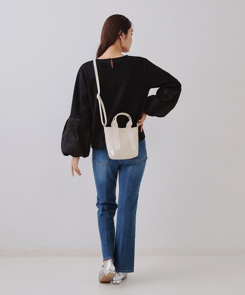 OPAQUE.CLIP（オペークドットクリップ）の「【長さ調整可能】シュリンク合皮コンビミニショルダーバッグ（ショルダーバッグ・レディース・オフホワイト/ブラック/ライトイエロー系/ベージュ・00）」の21枚目の写真