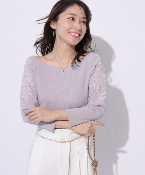 アプワイザーリッシェ フラワー刺繍ニットトップス (Mystrada スナイデル Apuweiser-riche（アプワイザーリッシェ）の「フラワー刺繍ニット