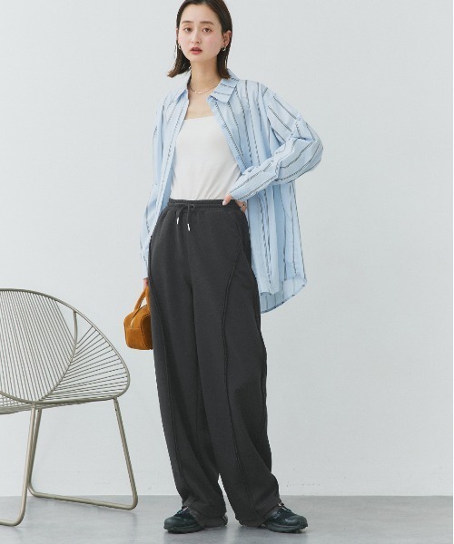 ad thie（アドティエ）の「アウトシーム スウェット カーブパンツ（スウェットパンツ・レディース・チャコール/ブラック/アイボリー・FREE）」の11枚目の写真