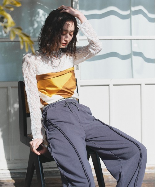ad thie（アドティエ）の「アウトシーム スウェット カーブパンツ（スウェットパンツ・レディース・チャコール/ブラック/アイボリー・FREE）」の22枚目の写真