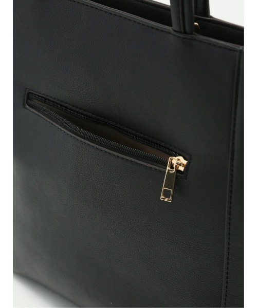 m.f.editorial（エムエフエディトリアル）の「【A4対応】m.f.エディトリアル レディース ビットベルトデザイン トートバッグ（トートバッグ・レディース・ブラック×ホワイト/ブラック/ベージュ・FREE）」の13枚目の写真