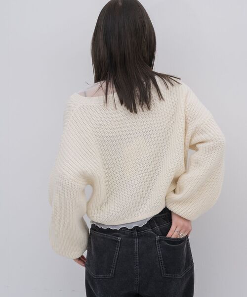 kivi(キヴィ)の「short round hem PO(ニット/セーター・レディース・オレンジ/オフホワイト/ダークグリーン・FREE)」の16枚目の写真