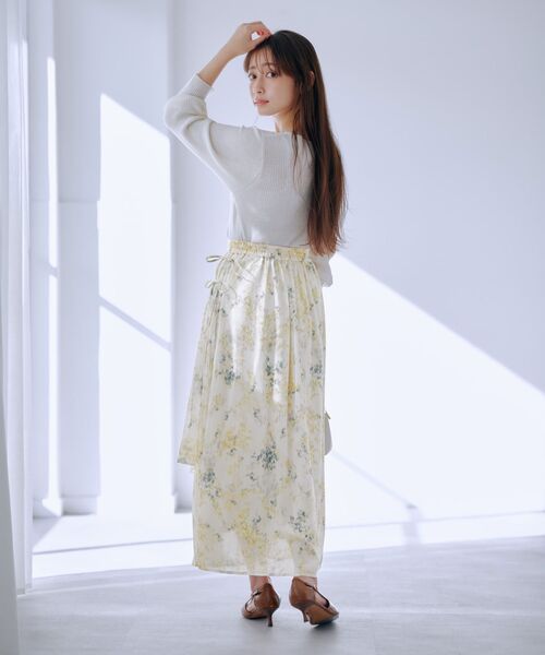 COHINA(コヒナ)の「ファジーフラワープリーツドッキングスカート 【低身長・小柄女性】(スカート・レディース・ブルー/イエロー/ピンク・XS-Short/S-Short/XS-Regular/S-Regular)」の10枚目の写真