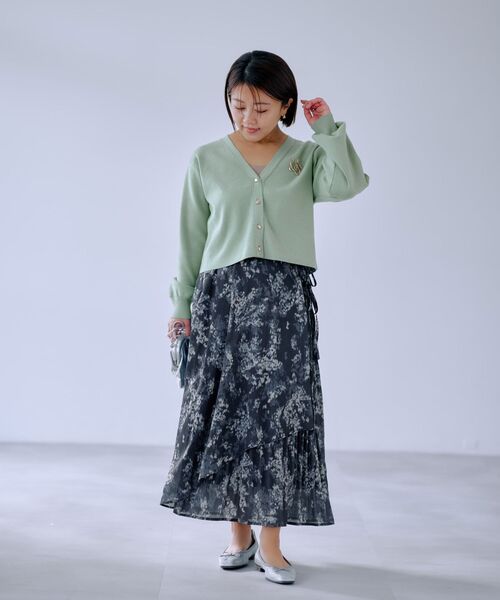 COHINA(コヒナ)の「ファジーフラワープリーツドッキングスカート 【低身長・小柄女性】(スカート・レディース・ブルー/イエロー/ピンク・XS-Short/S-Short/XS-Regular/S-Regular)」の13枚目の写真